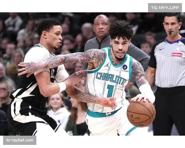 黄蜂大胜步行者，拉梅洛鲍尔37分刷新个人得分纪录